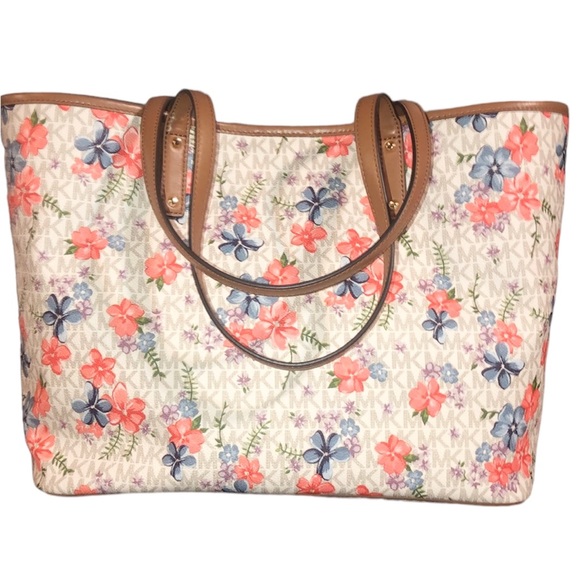 Michael Kors Large Floral Tote NWT Carter Vanilla Multi - Picture 2 of 6